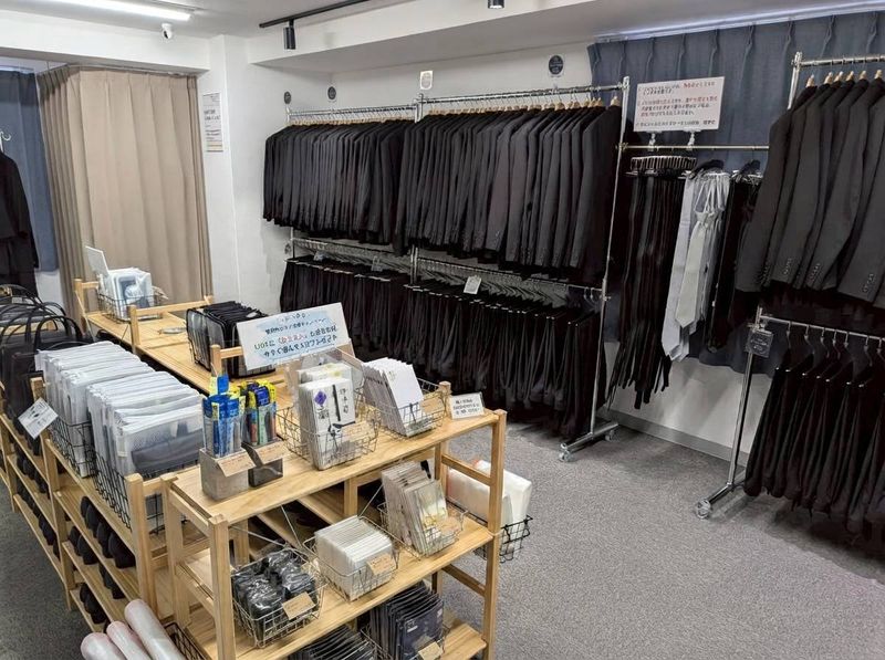 レディース喪服と小物販売コーナー